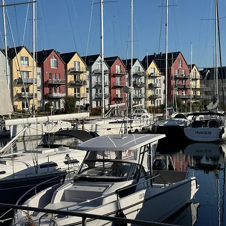 Am Yachthafen - 16 *