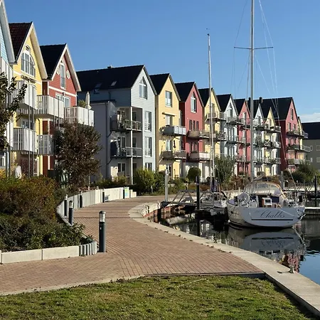 Am Yachthafen - 16 *